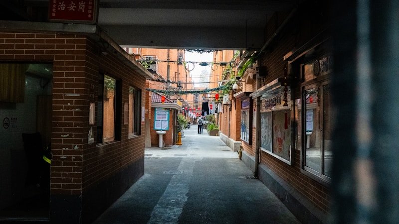黑料每日大赛 - 某小区业主集体维权,开发商承诺整改却一拖再拖 黑料每日大赛 - 某小区业主集体维权,开发商承诺整改却一拖再拖